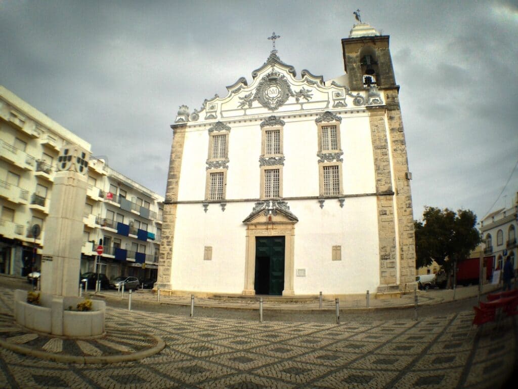 Yes, the church is nice. But check out the ground!