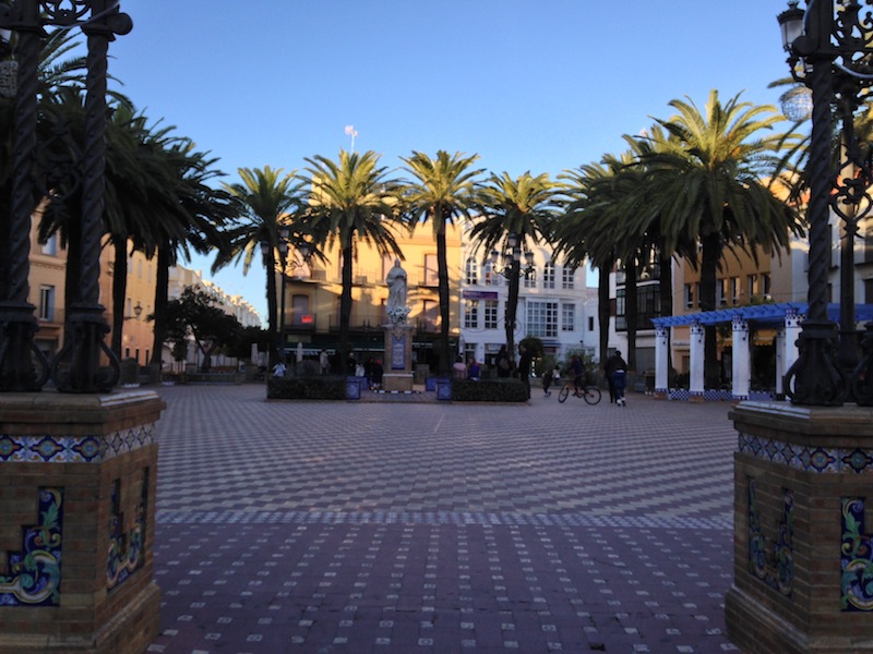 This square was surrounded by little cafes which were filled with people enjoying an afternoon coffee