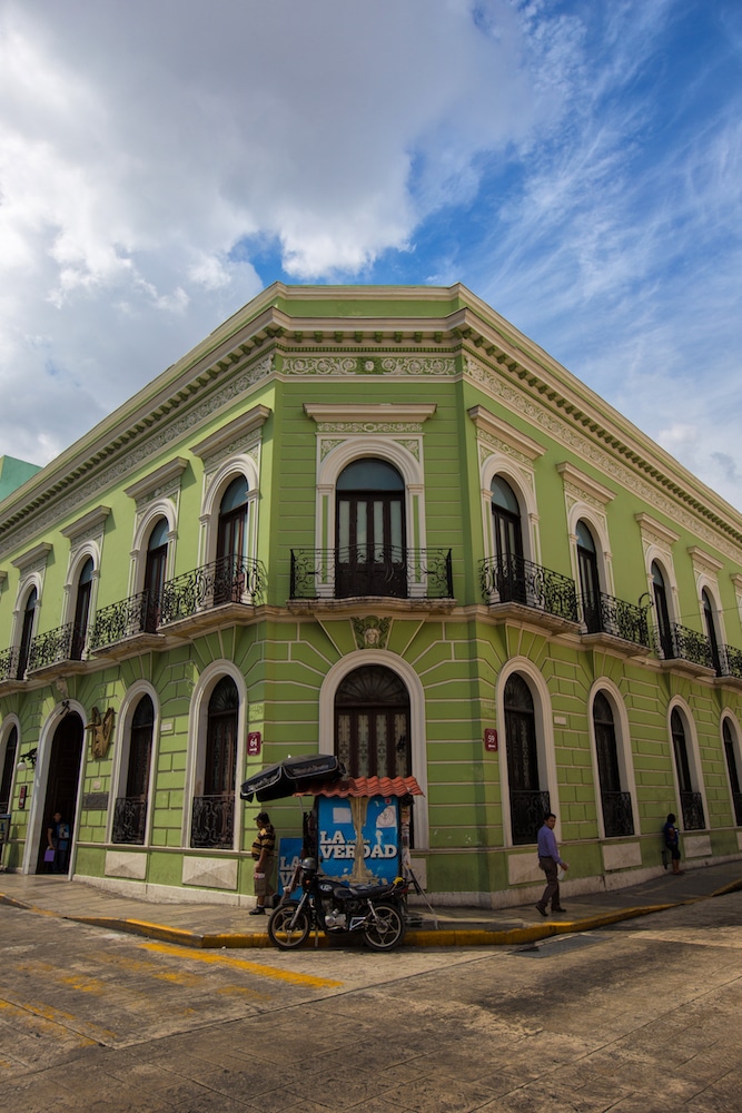 Green colonial building coloring Mexico