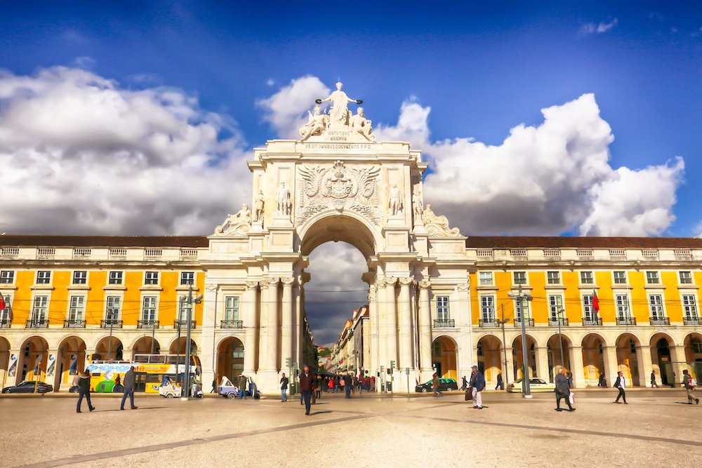 Arco da Rua Augusta in Praça do Comércio in Lisbon