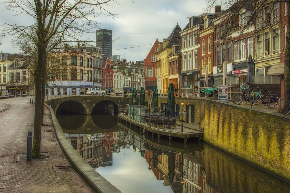 Cafe on the canal in Leeuwarden