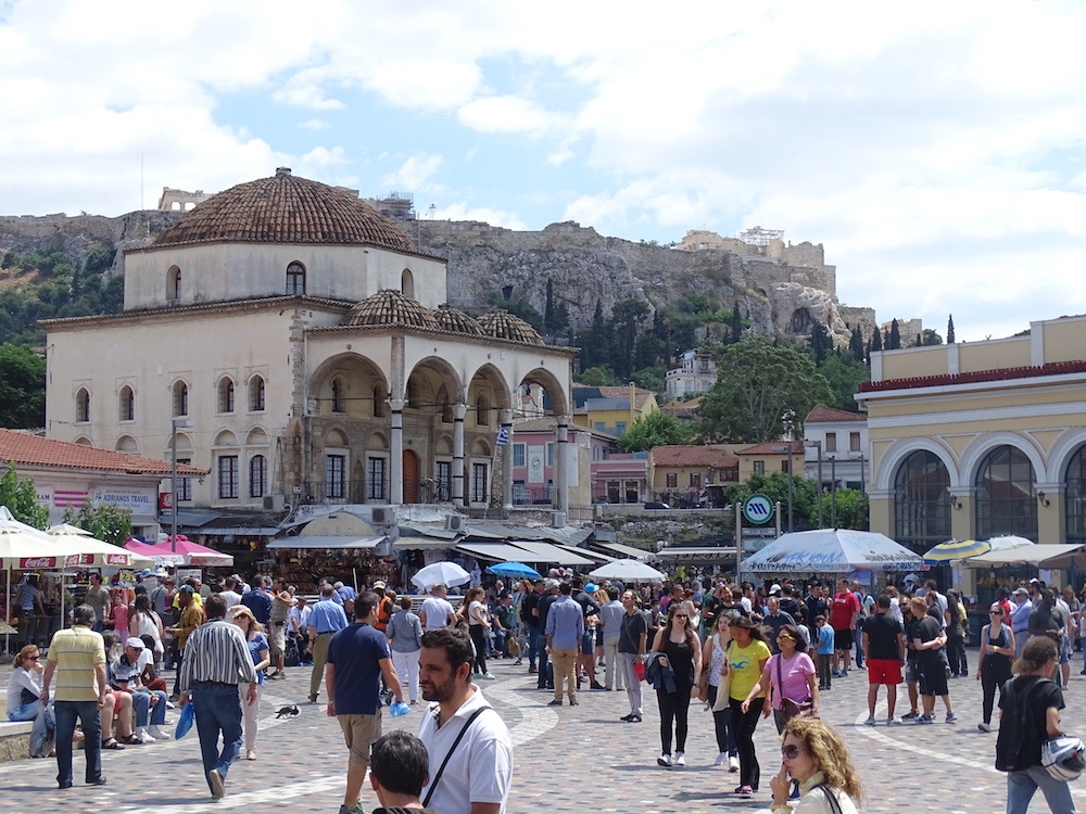 Best areas to stay in Athens for nightlife Monastiraki