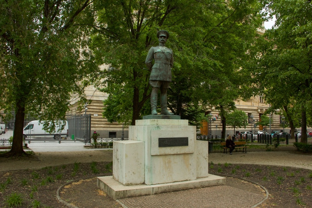 Harry Hill Statue Communism Tour Budapest