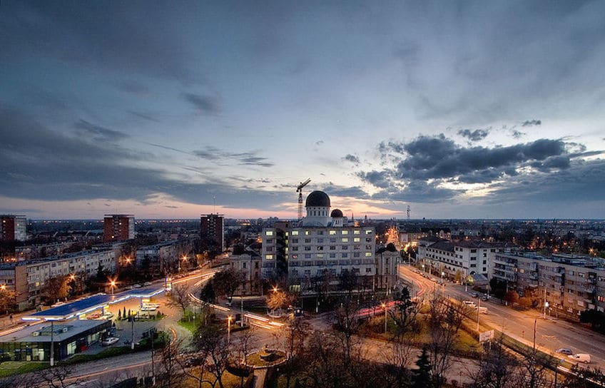 Things to do in Arad Romania Dusk 2