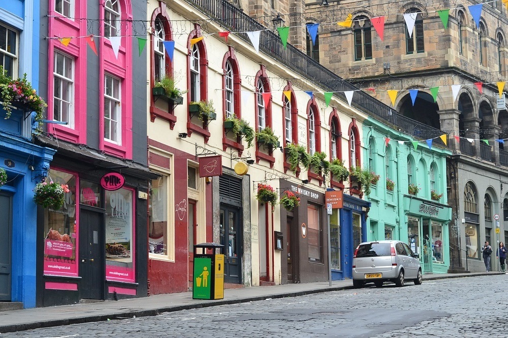 Stret in New Town in a Where to Stay in Edinburgh guide