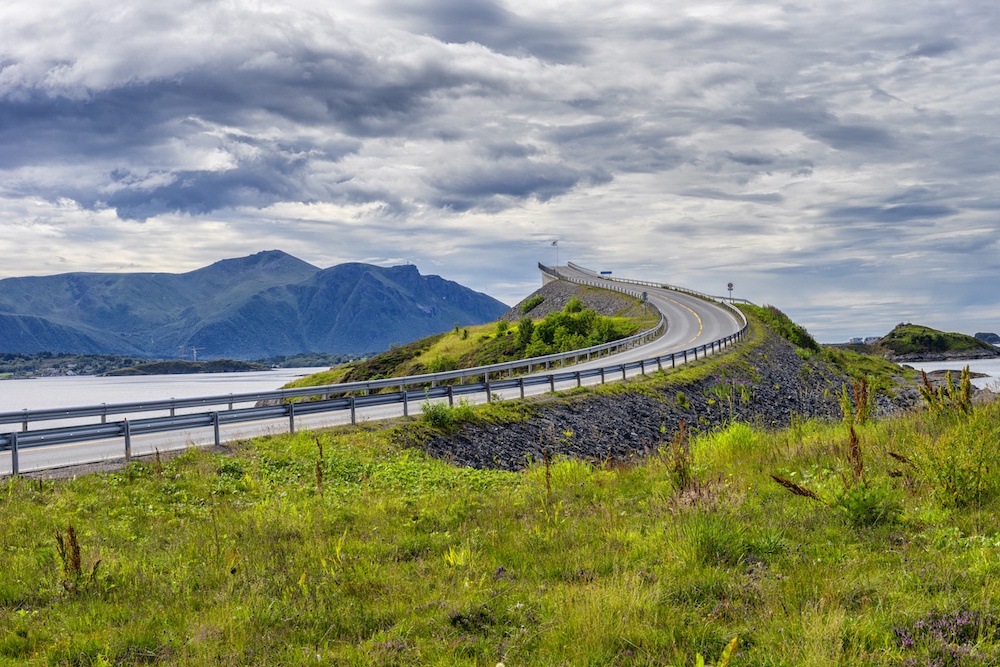 Atlantic Ocean Road Norway Itinerary