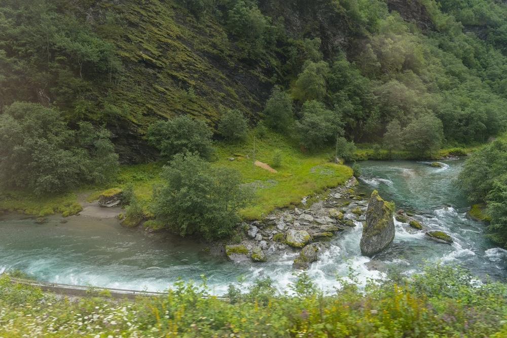 Flam Line Blue Water Scenery