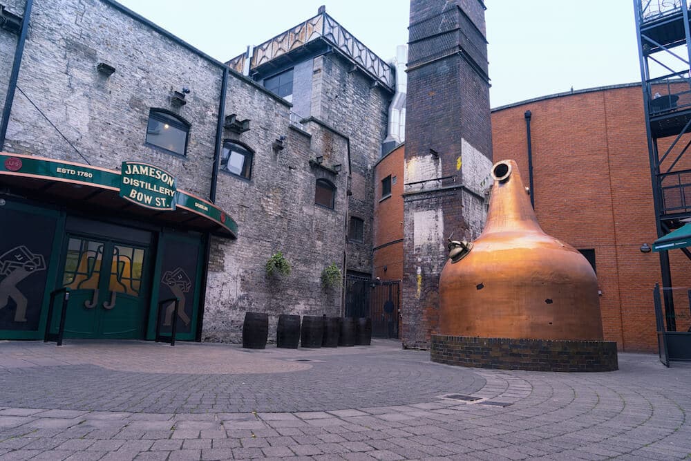 Jameson Whiskey Tour Dublin Jameson Exterior