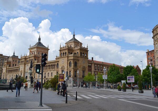 valladolid spain solitary wanderer