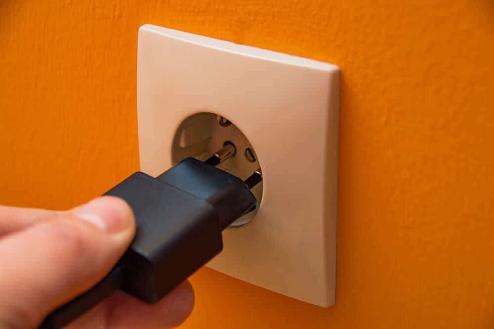 Hungary electrical outlets are the standard European 2 prong 220V sockets