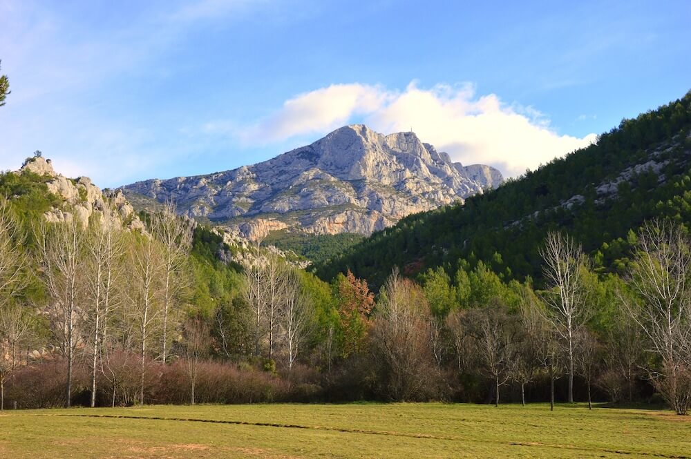 Montagne Sainte-Victoire Mountain range near Aix en Provence