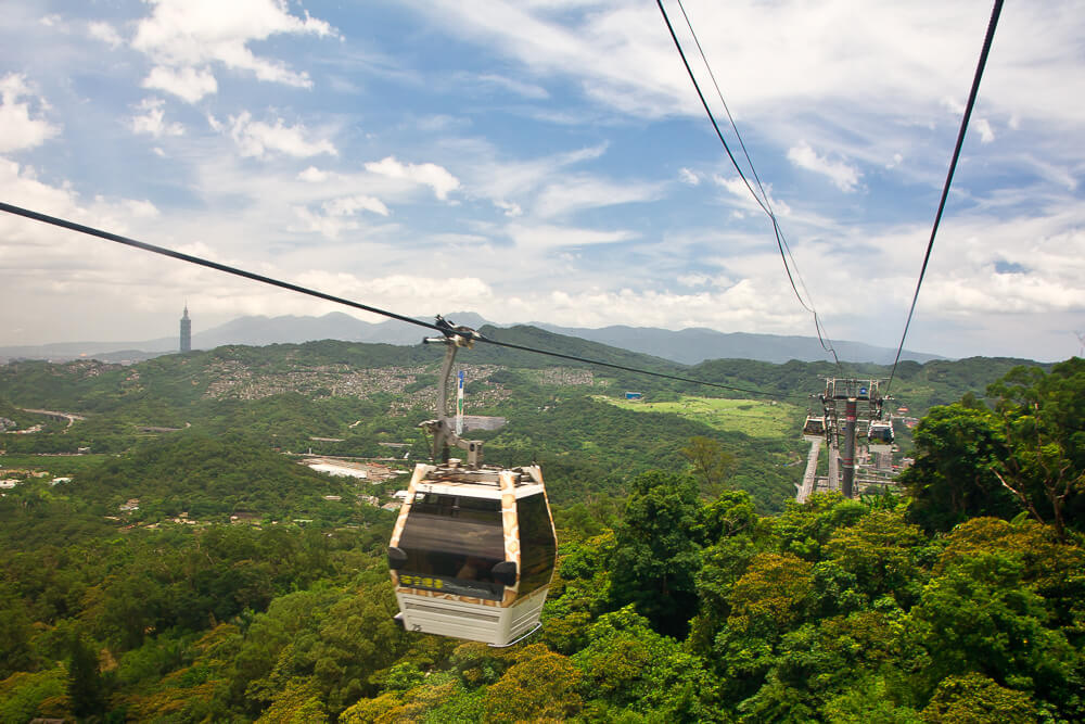 3 days in Taipei take the Maokong gondola