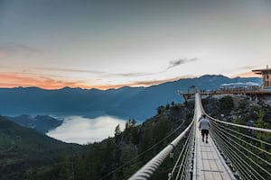 Where to stay in vancouver gondola and whistler day trip