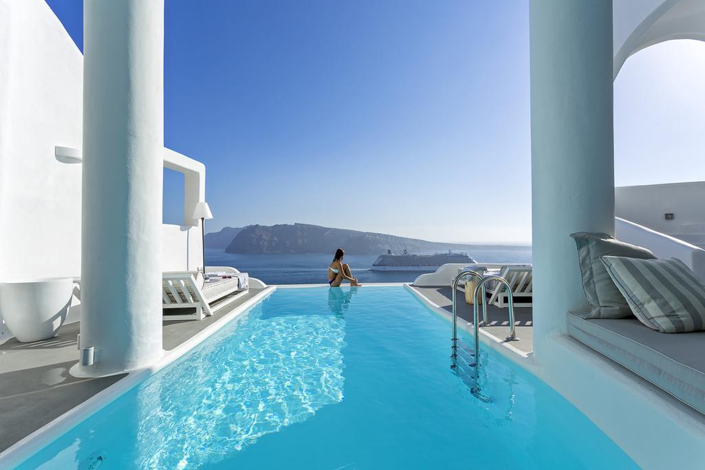 Best Places to Stay in Santorini, Greece Wandertooth Travel