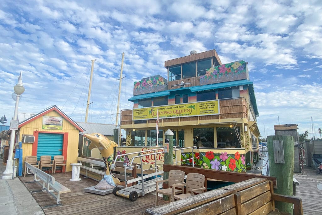 calpyso queen tour boat