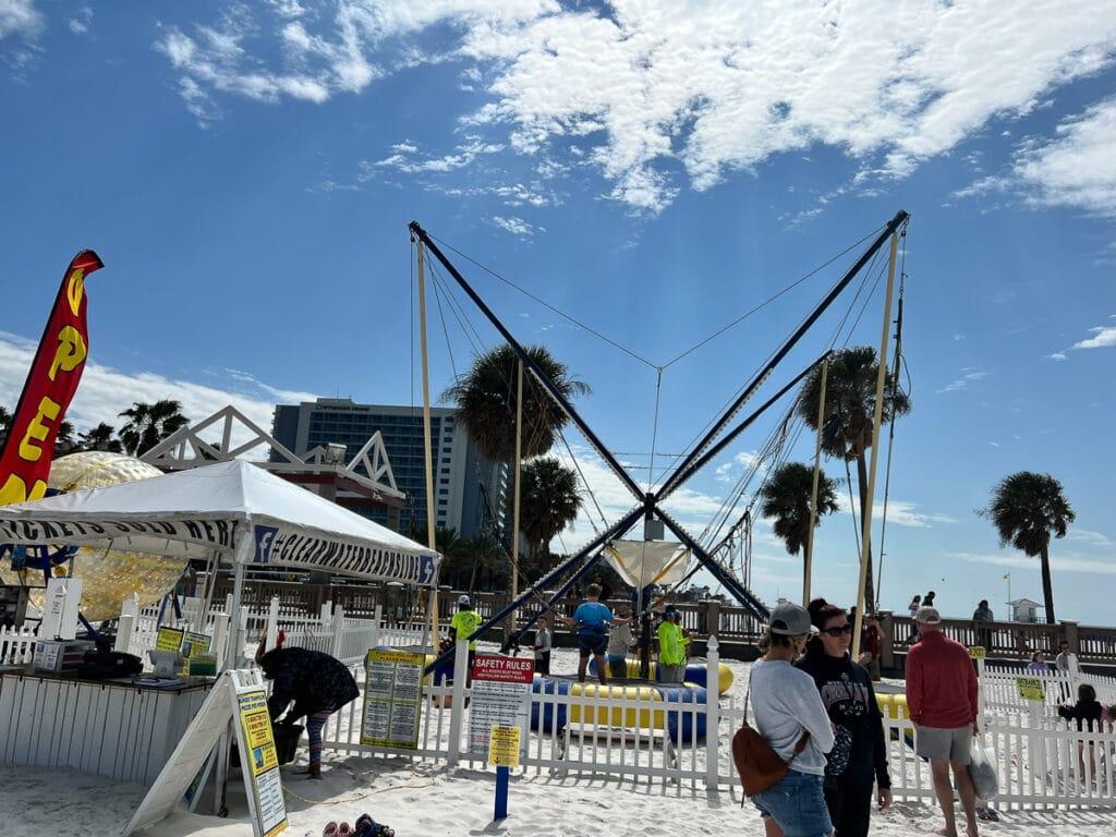 The Ultimate Guide to Pier 60 in Clearwater Beach, Florida - Wandertooth