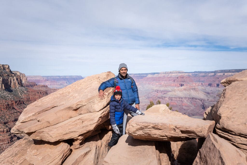 family at Ooh Ah Point in Grand Canyon