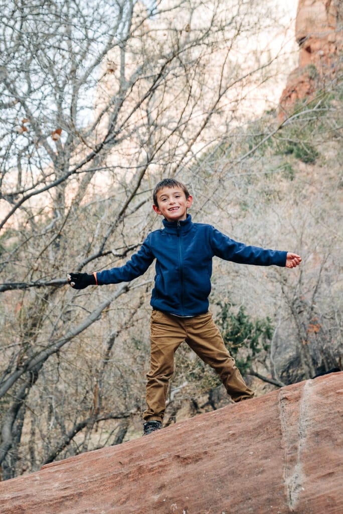 hiking Grotto Trail at Zion