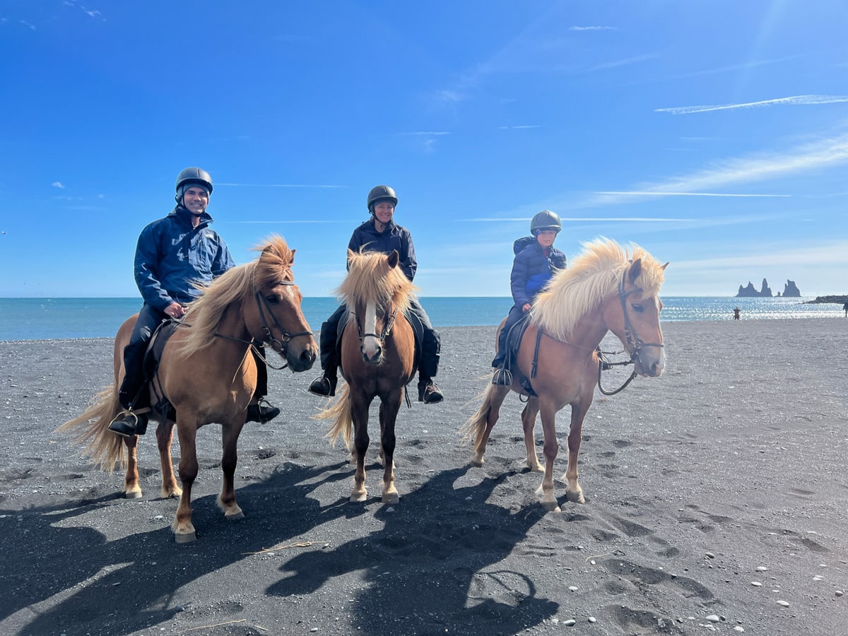 icelandic horse riding trips