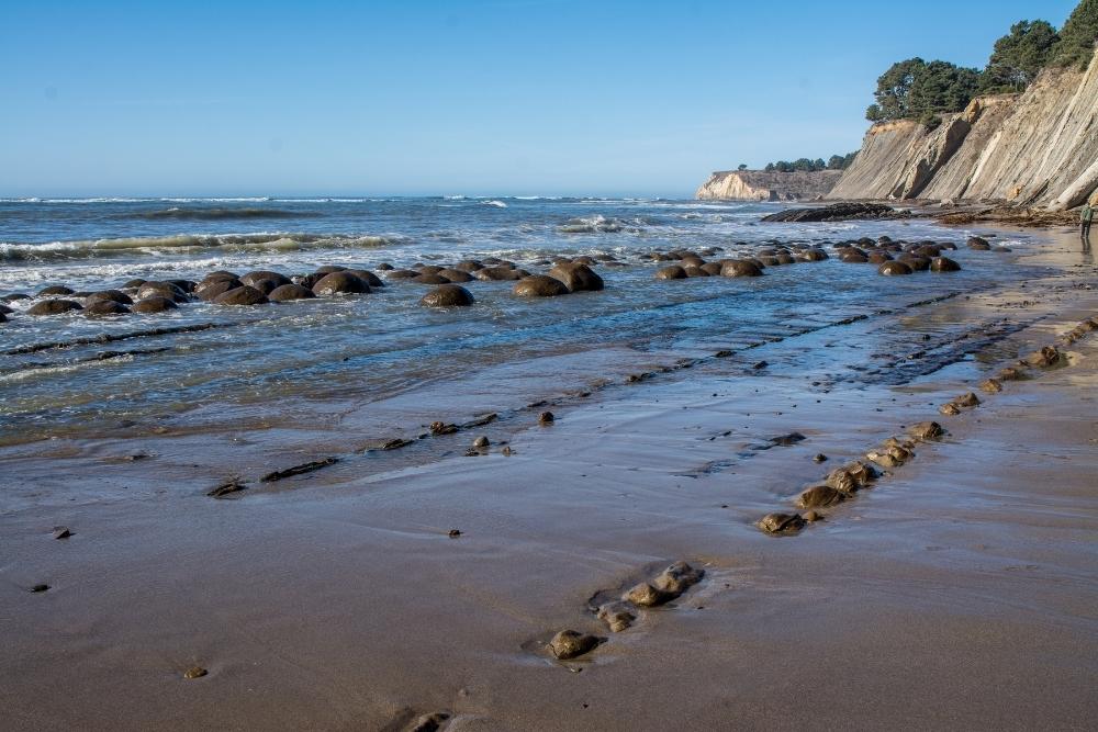 Bowling Ball Beach