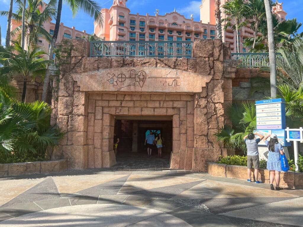 entrance to The Dig aquarium at Atlantis