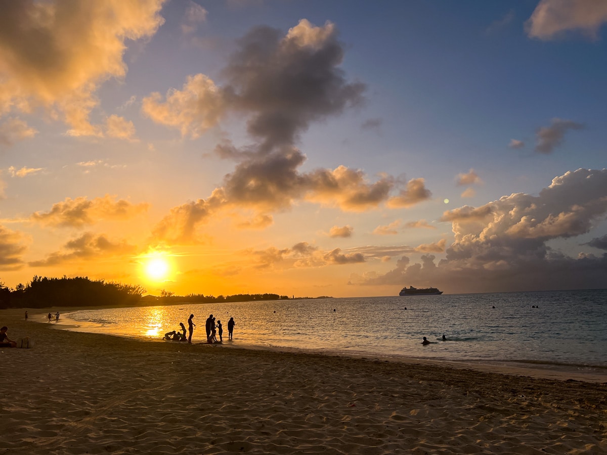 sunset on the beach at Atlantis Bahamas