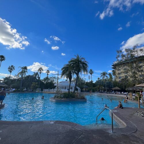 Pool at Loews Royal Pacific Hotel at Universal Studios