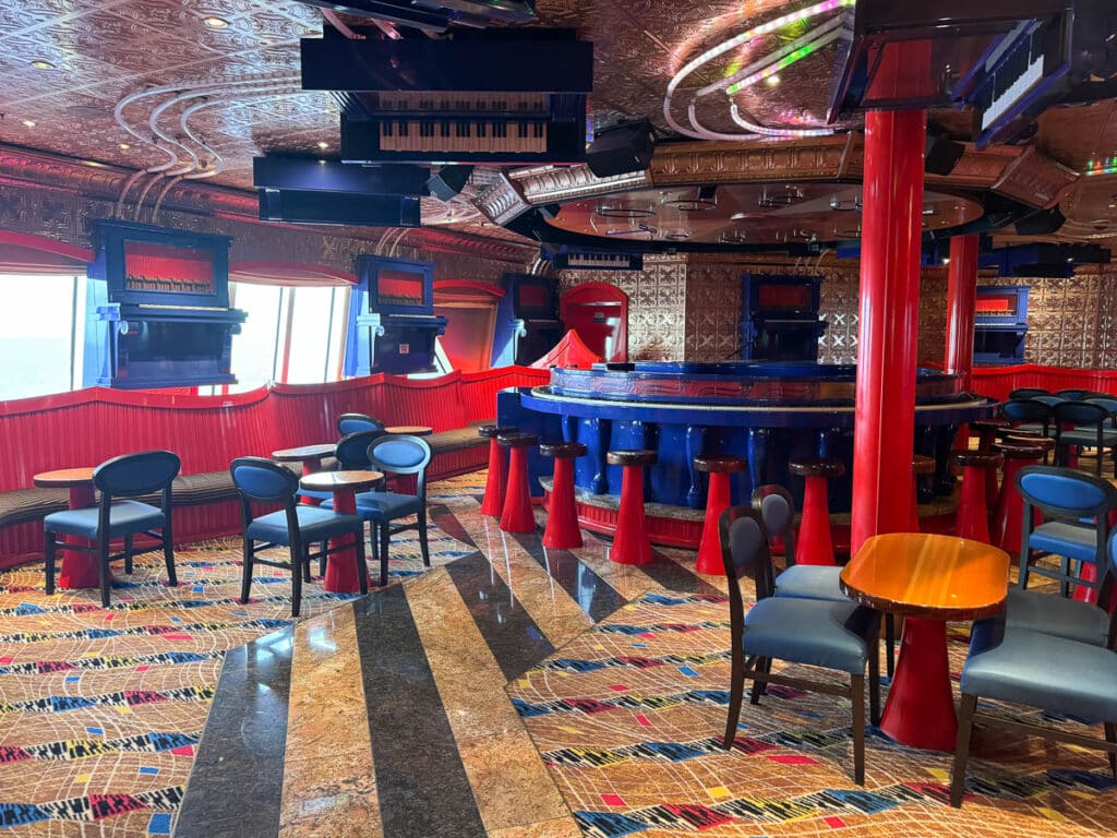 Piano Bar on Carnival Freedom