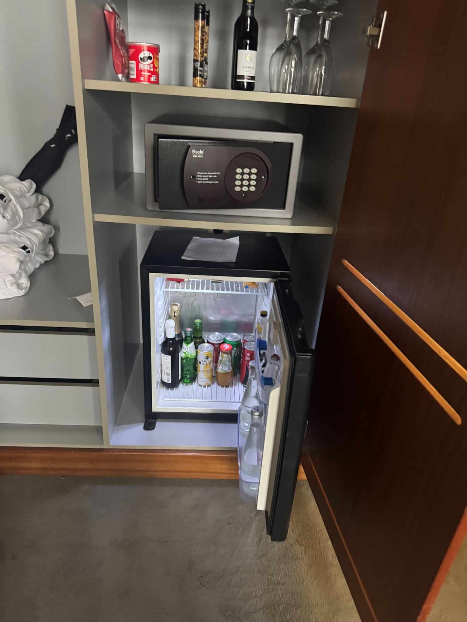 Minibar