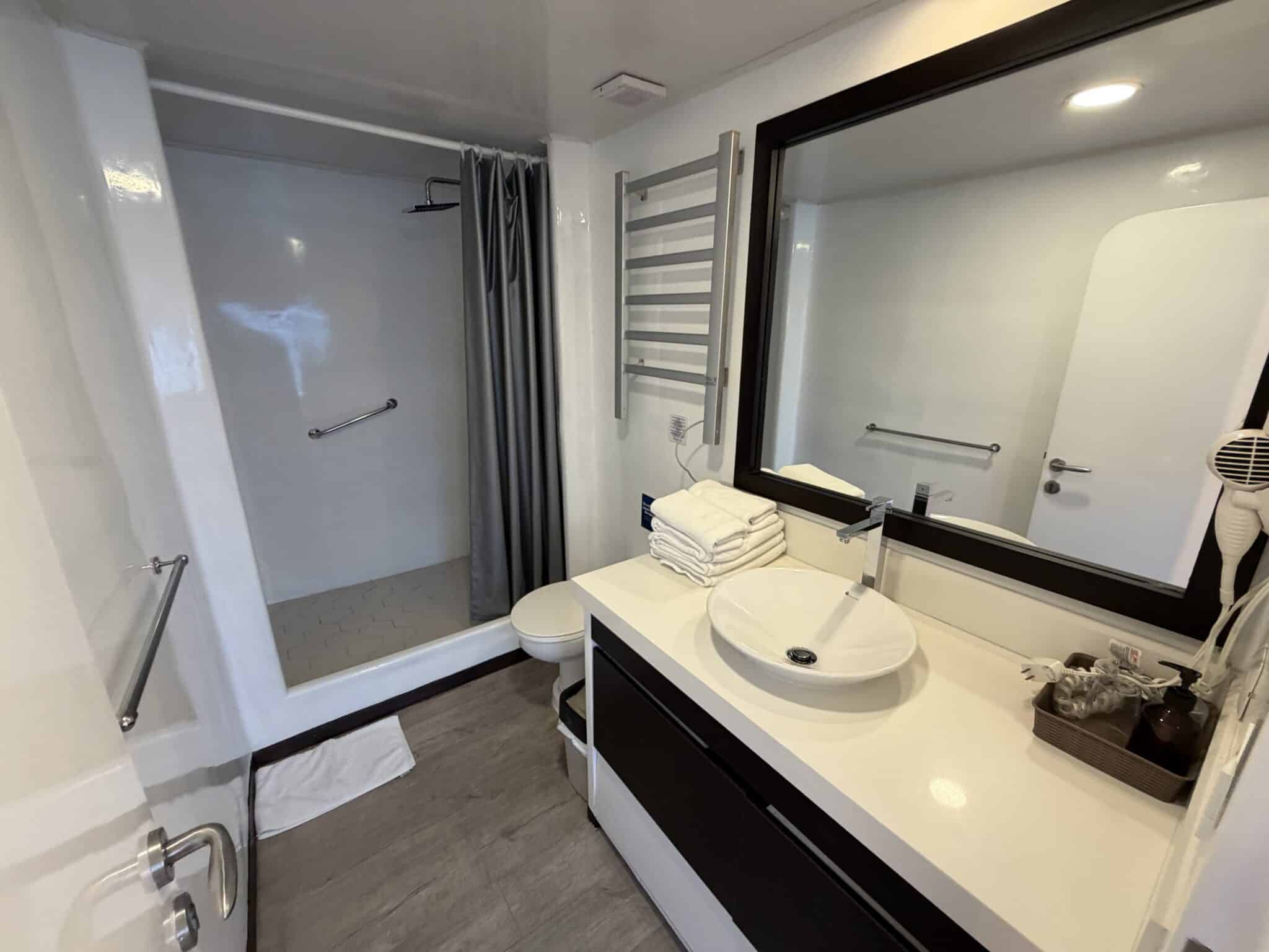 bathroom in our cabin on the ecogalaxy galapagos